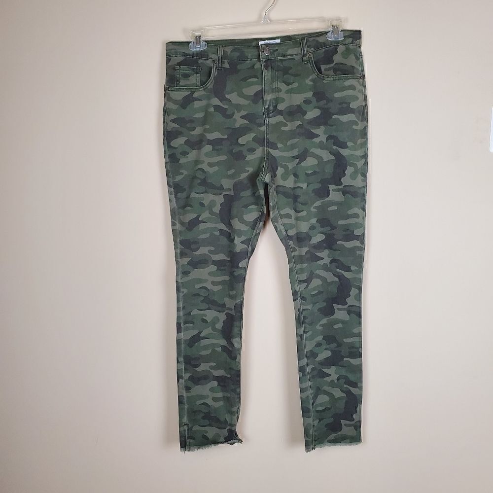Mudpie Rory Green Camo Jeans